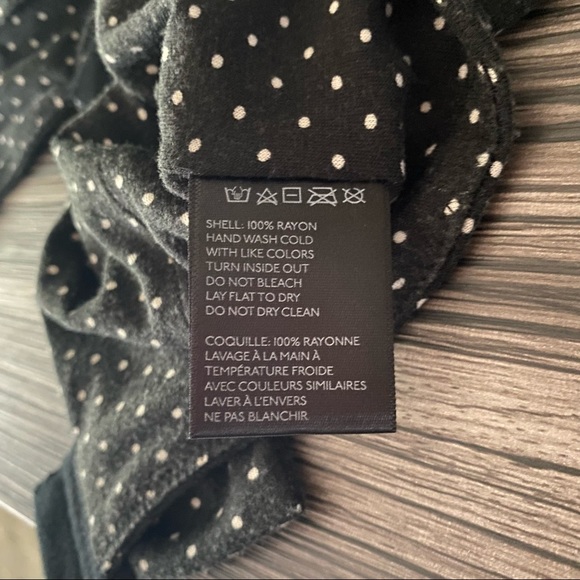 NWT - Urban Outfitters - Polka Dot Crop Top - Picture 7 of 7